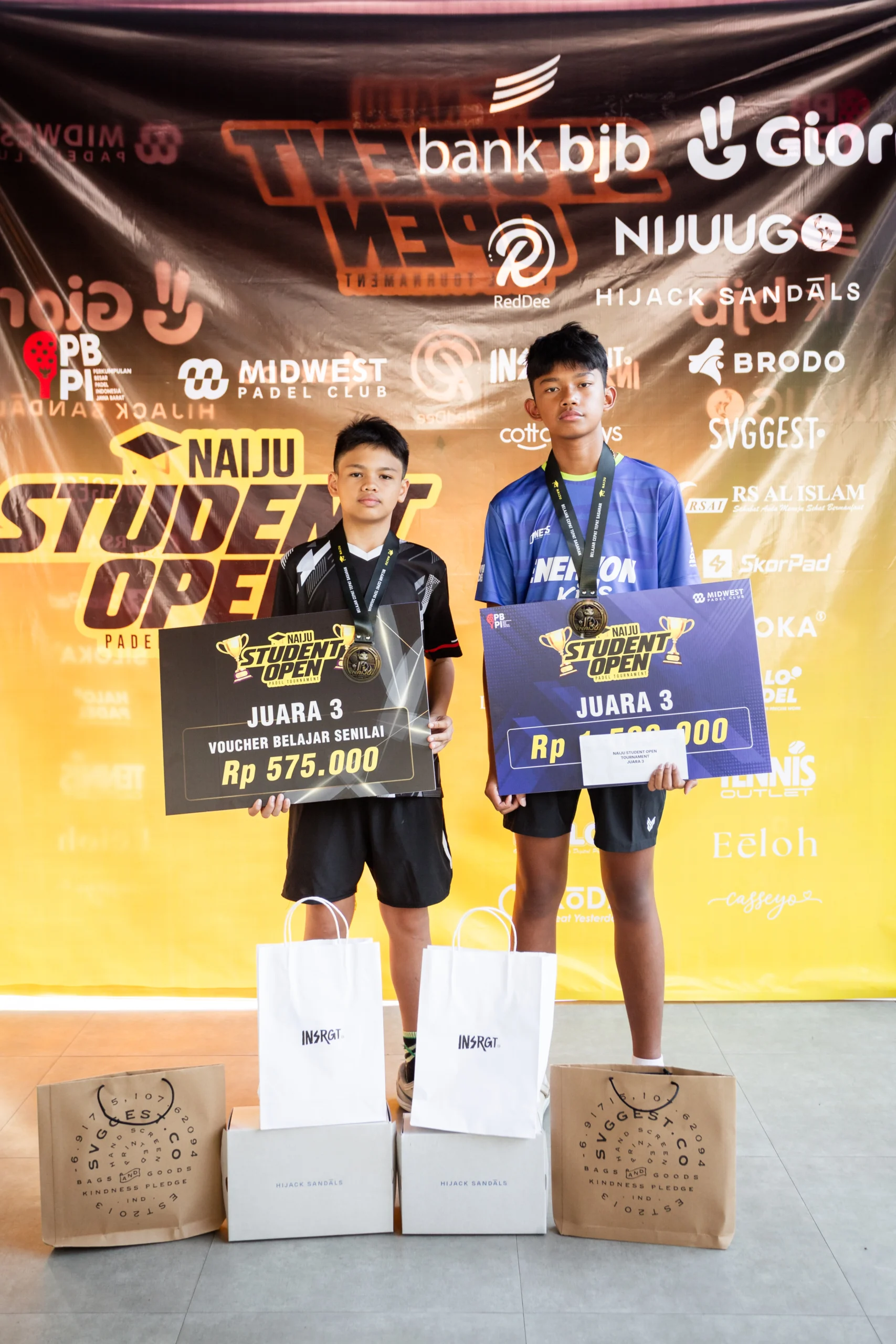 Juara 3 NAIJU Student Open Padel Tournament